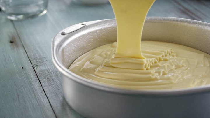 Doughmaker's 9" Round Cake Pan