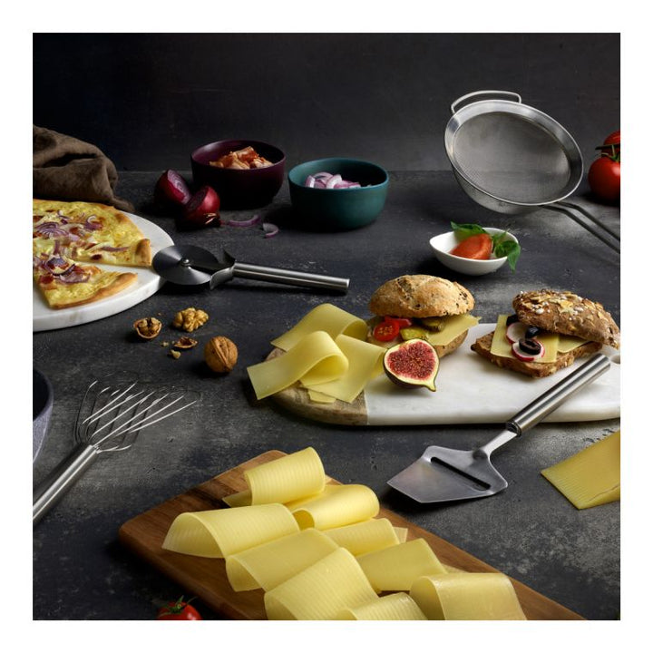 Essential Traverse Whisk