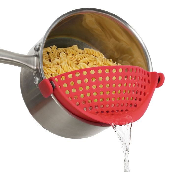 Joie Silicone Clip-On Strainer