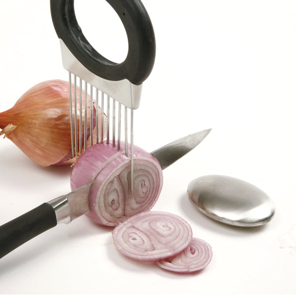 Norpro Grip- EZ Stainless Steel Onion Holder / Odor Remover