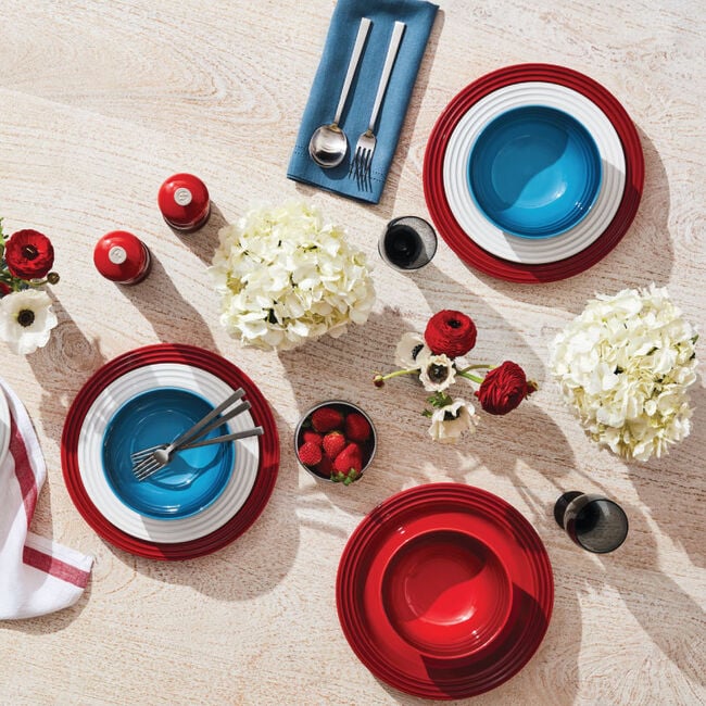 Le Creuset Vancouver Dinner Plates, Set of 4