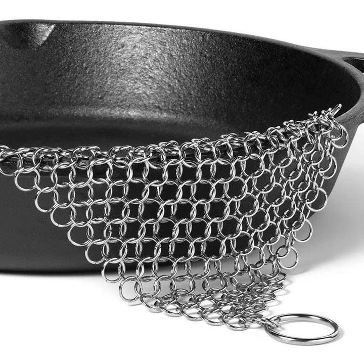 Outset Chain Mail Cast Iron Cleaner and Scrubber