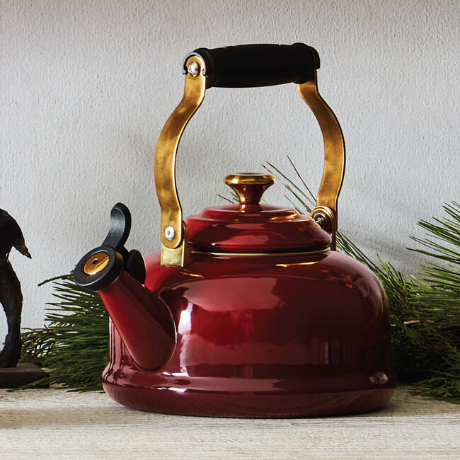 Le creuset tea best sale