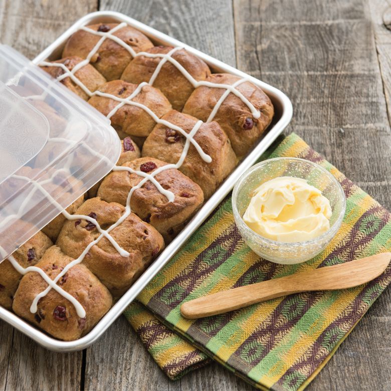 Nordicware Naturals Baker's Quarter Sheet Pan with Lid