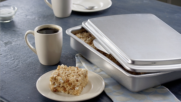 Doughmakers 9x13 Cake Pan Lid