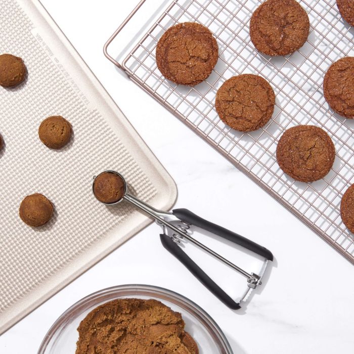 OXO Small Cookie Scoop (1 Tablespoon)