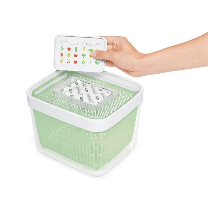 OXO GreenSaver Produce Keeper 4.3qt