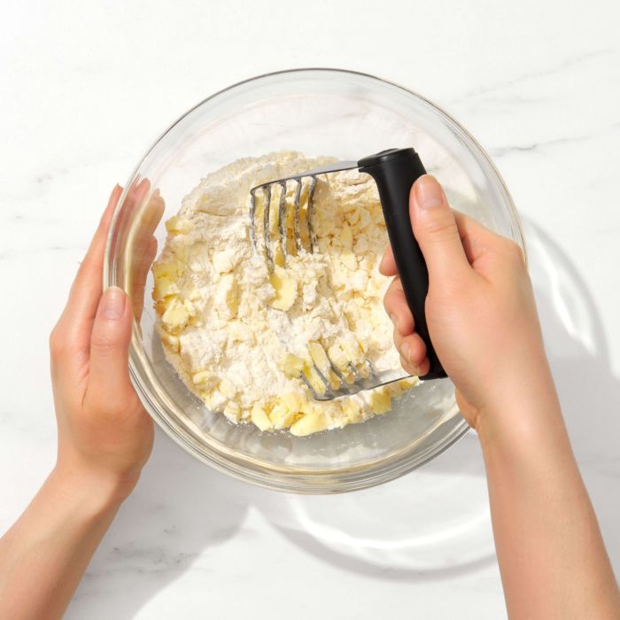 OXO Dough Blender with Blades