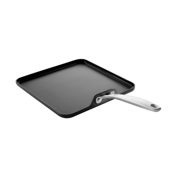 http://thecooksnookmcpherson.com/cdn/shop/products/non-stick_square-low-griddle.jpg?v=1616423132