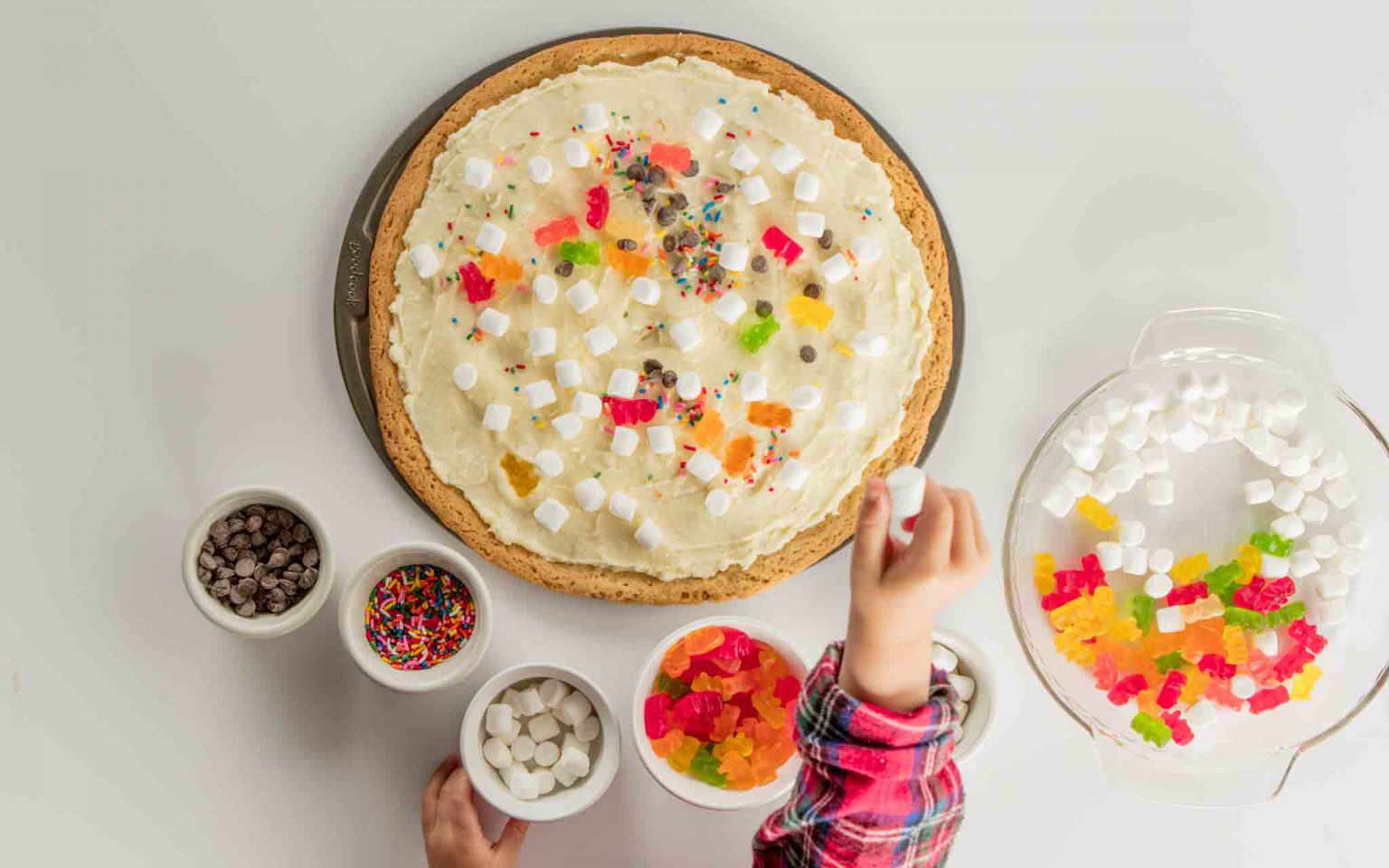 Indoor Activity For Kids – Dessert Pizza