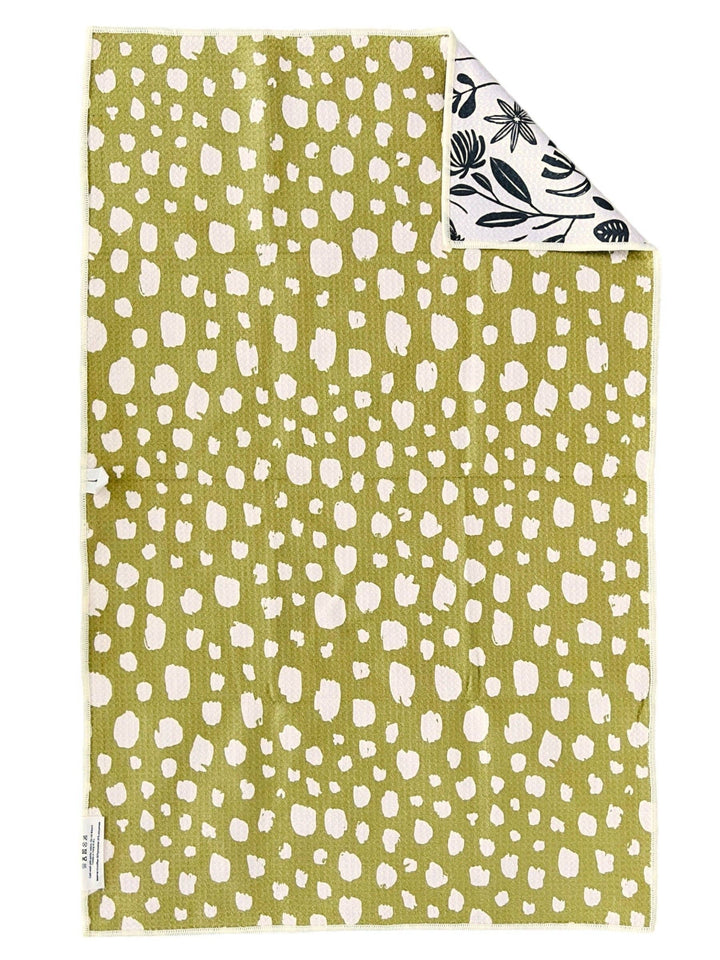Crae.Home Vintage Highway Reversible Hand Towel