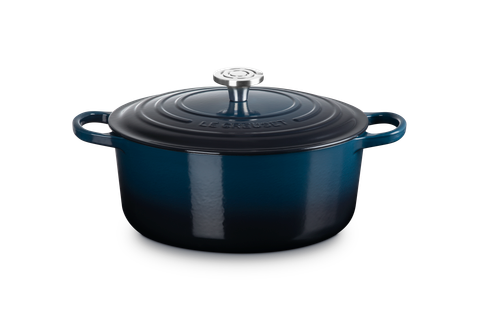 Le Creuset Signature Round Dutch Oven 7.25qt