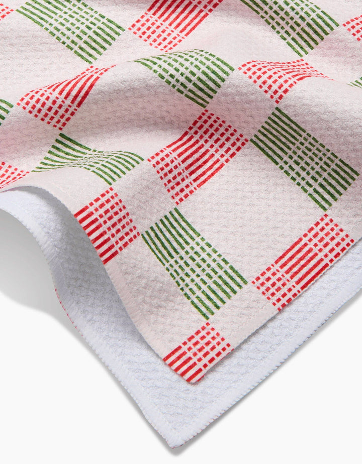 Be Merry Plaid Kitchen Tea Towel