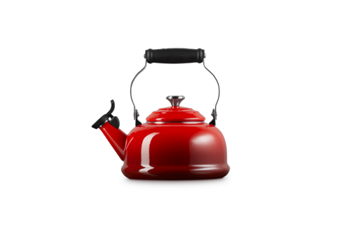 Le Creuset Classic Whistling Kettle - 1.7qt