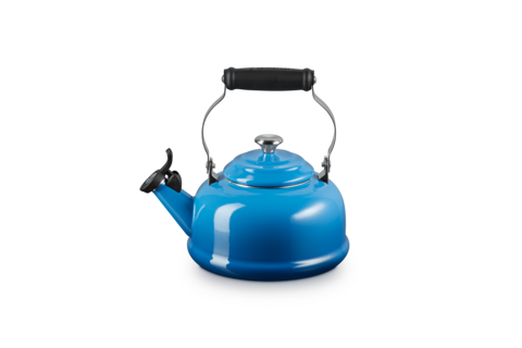 Le Creuset Classic Whistling Kettle - 1.7qt