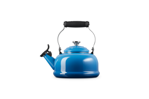 Le Creuset Classic Whistling Kettle - 1.7qt