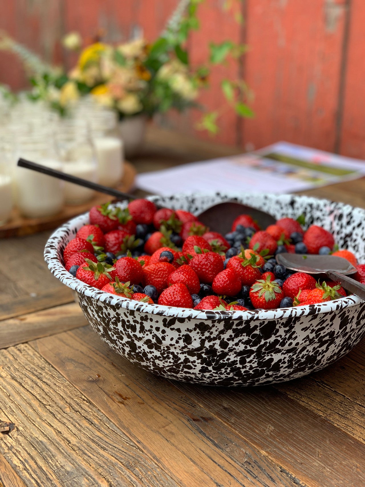 新品未開封　CORTIS BOWLアルバム　Bowl コルティス　ボウル Taverna Speckled Serving Bowl, Yellow/White – Abigails
