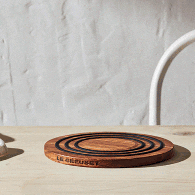 Le Creuset Magnetic Wooden Trivet