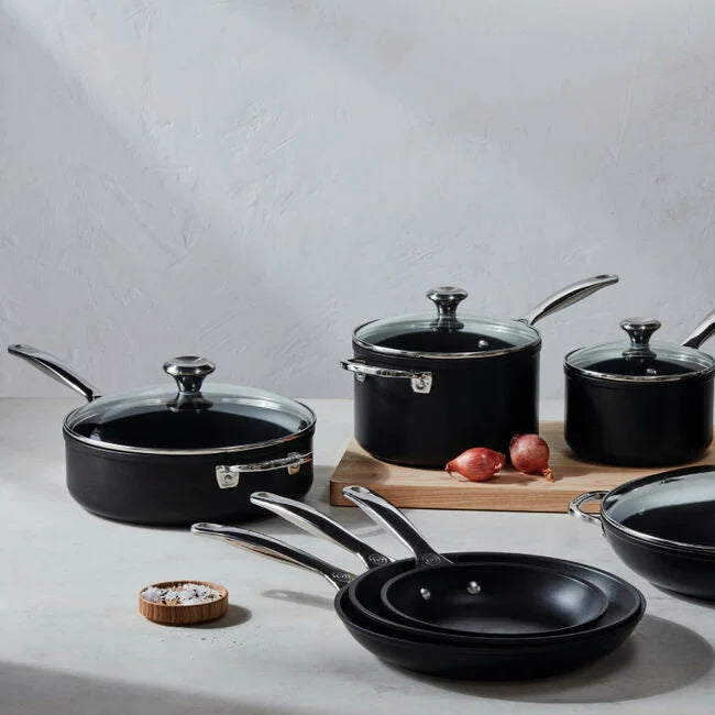 Le Creuset Toughened Non-Stick PRO 13-Piece Cookware Set