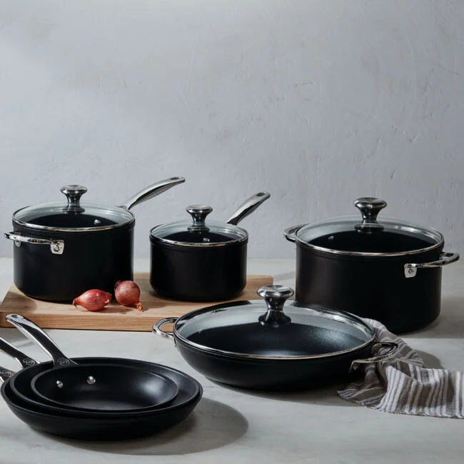 Le Creuset Toughened Non-Stick PRO 13-Piece Cookware Set