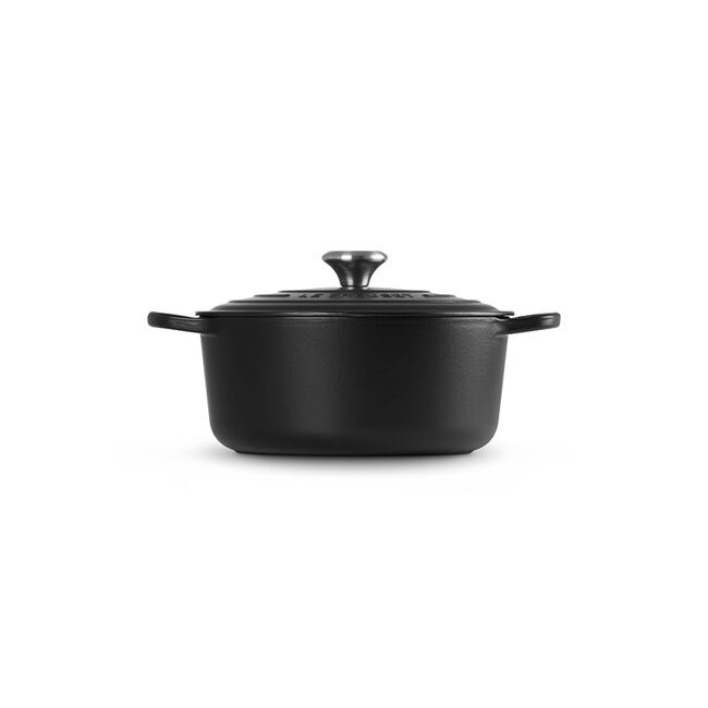 Le Creuset Signature Round Dutch Oven 5.5qt - Licorice