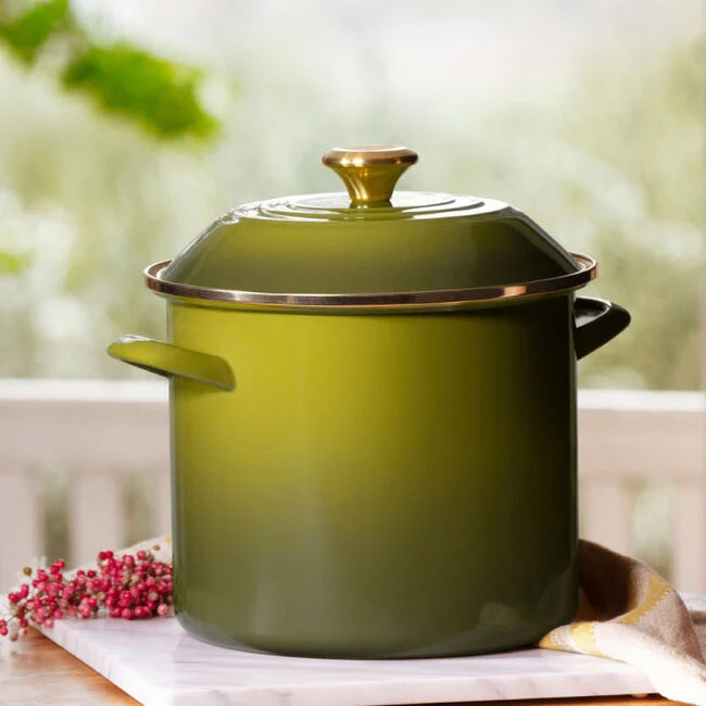 Le Creuset 10 qt Stockpot