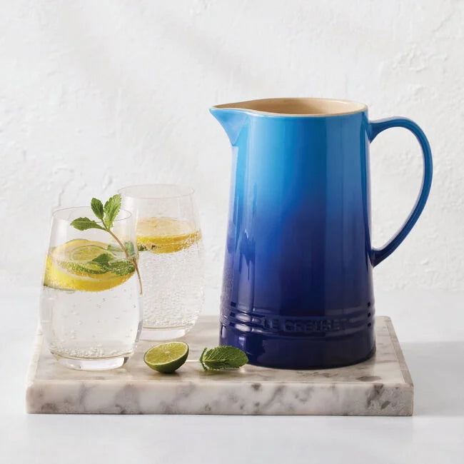 Le Creuset Signature Pitcher, 1.6qt