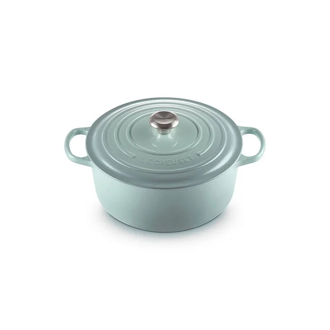 Le Creuset Signature Round Dutch Oven 7.25qt