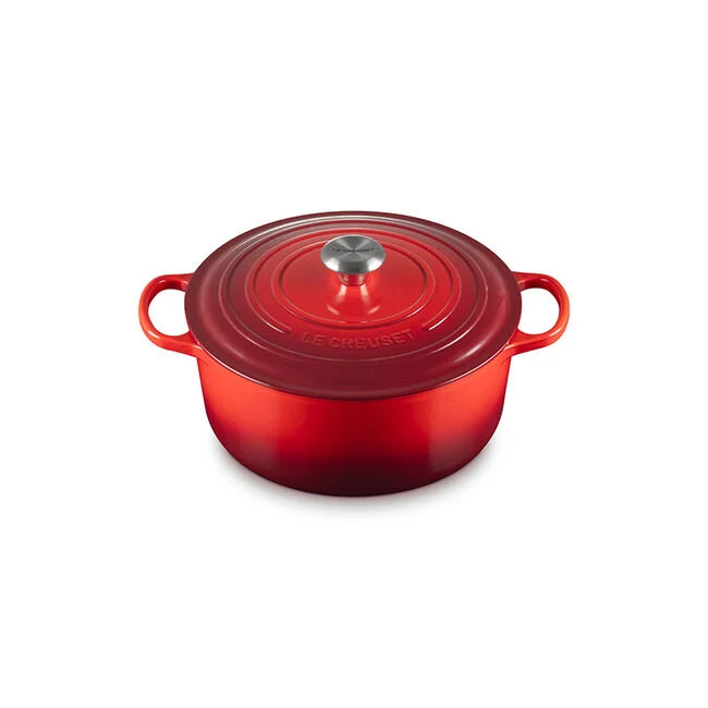 Le Creuset Signature Round Dutch Oven 7.25qt