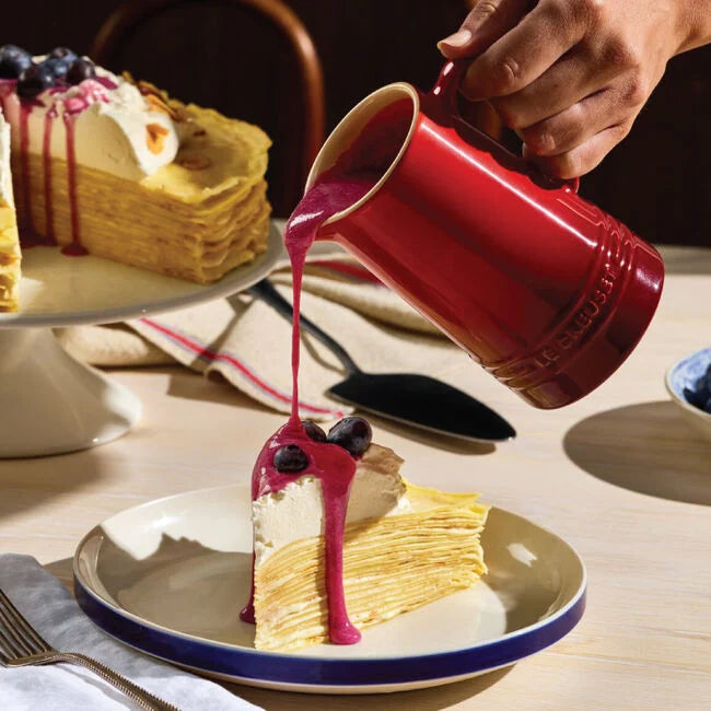 Le Creuset Signature Petite Pitcher, 10oz