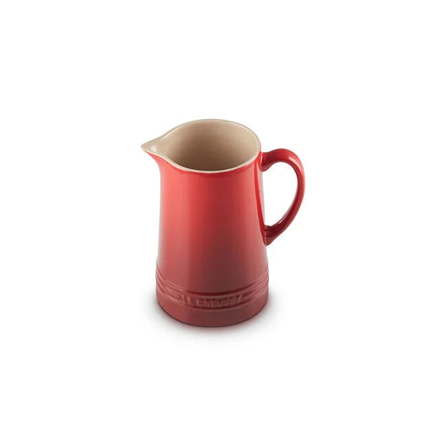 Le Creuset Signature Pitcher, 1.6qt