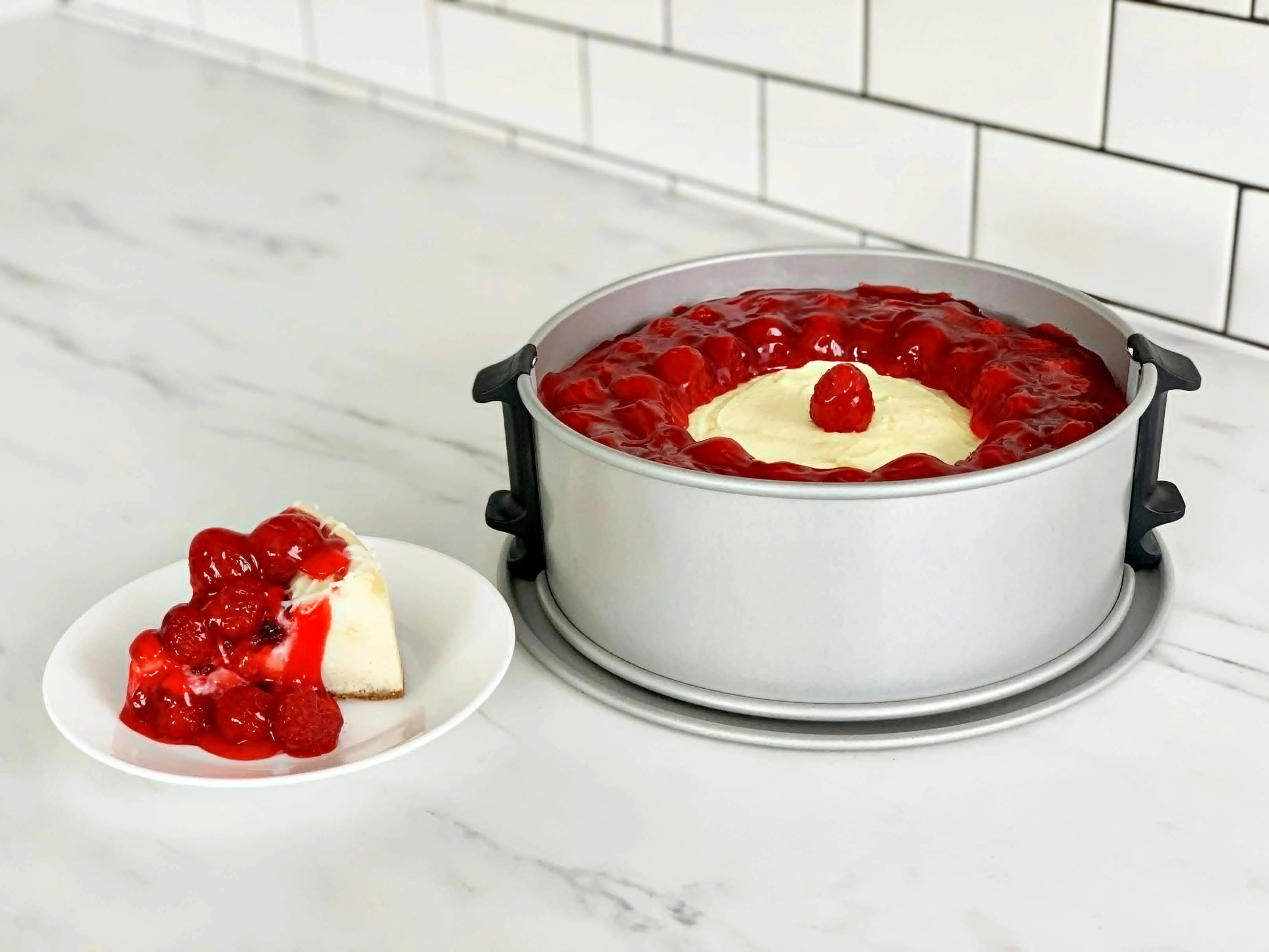 USA Pan 9" Leakproof Springform Pan