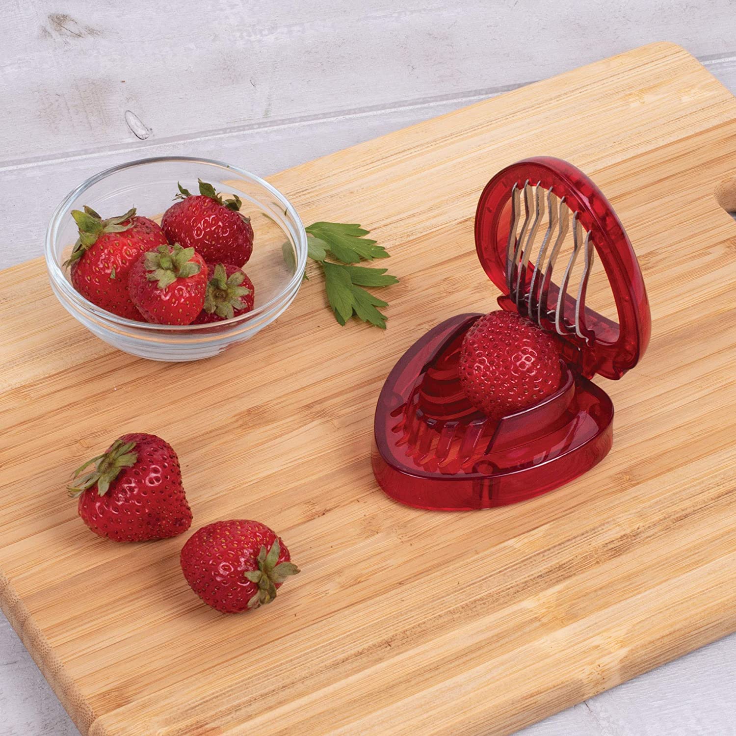 Joie Simply Slice Strawberry Slicer - Thumbnail 5