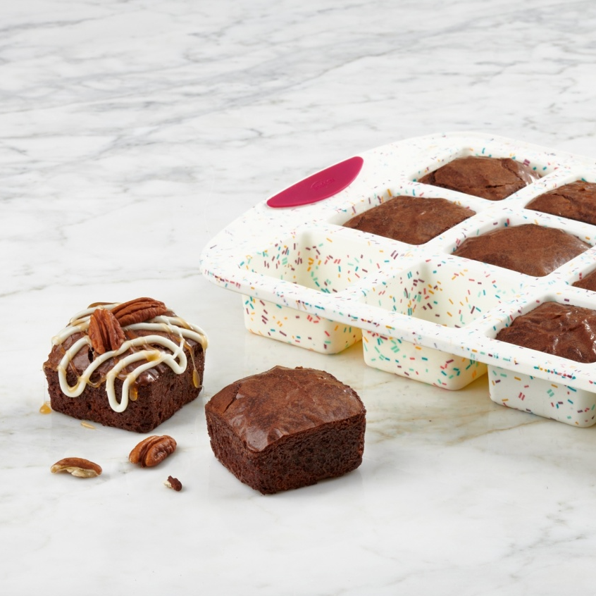 Silicone sales brownie mold