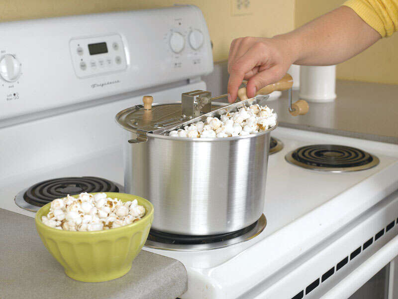 How to Make Stovetop Popcorn - Lexi's Clean Kitchen