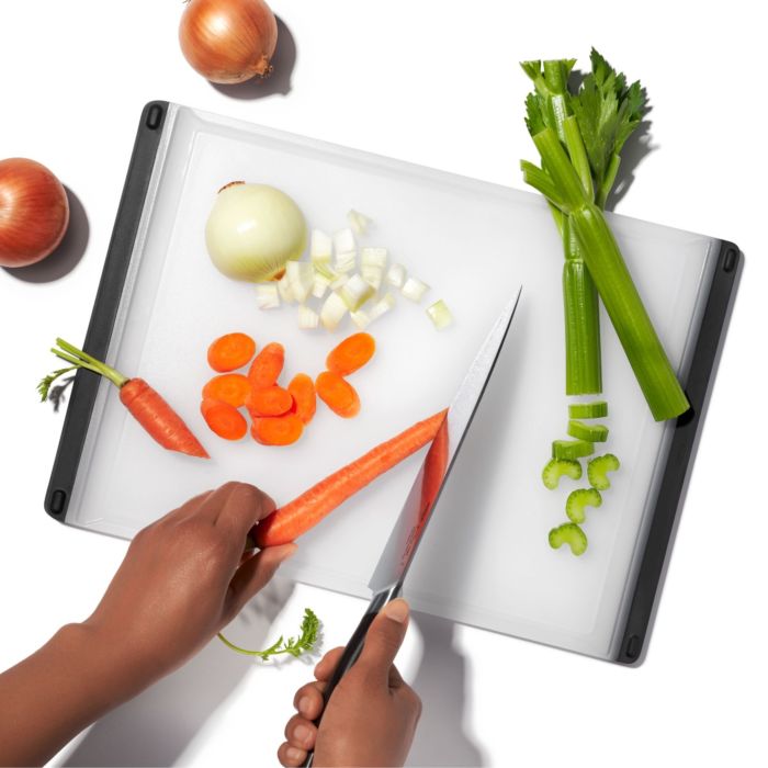 OXO Carving & Cutting Board – The Cook's Nook